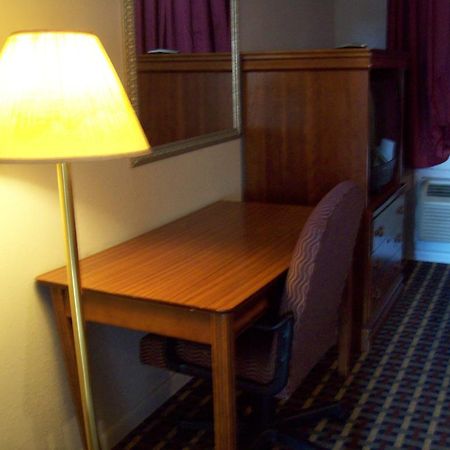 Americas Best Value Inn - Виксбург Экстерьер фото